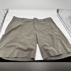 Nike Tiger Woods Polyester Shorts Men's 42 Golf Casual PGA‎ Champ